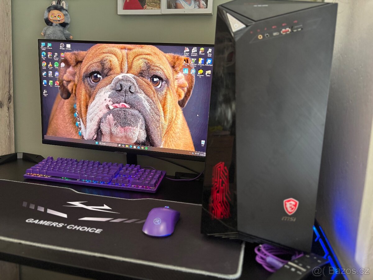 Počítač s monitorem - 2