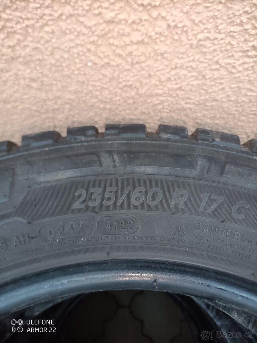 Zátěžové pneu 235/60 R17C - 2