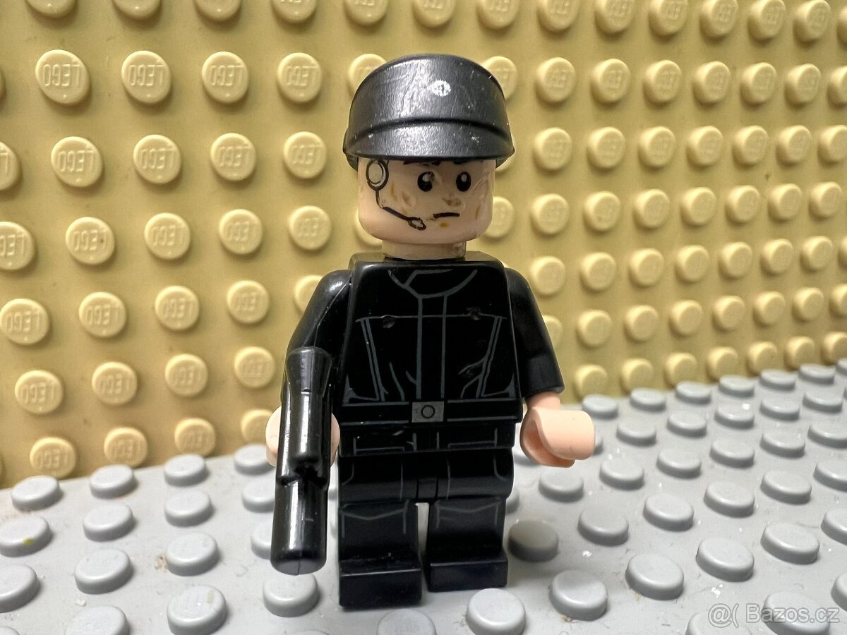 LEGO STAR WARS - Imperial Shuttle Pilot - 911832 - 2