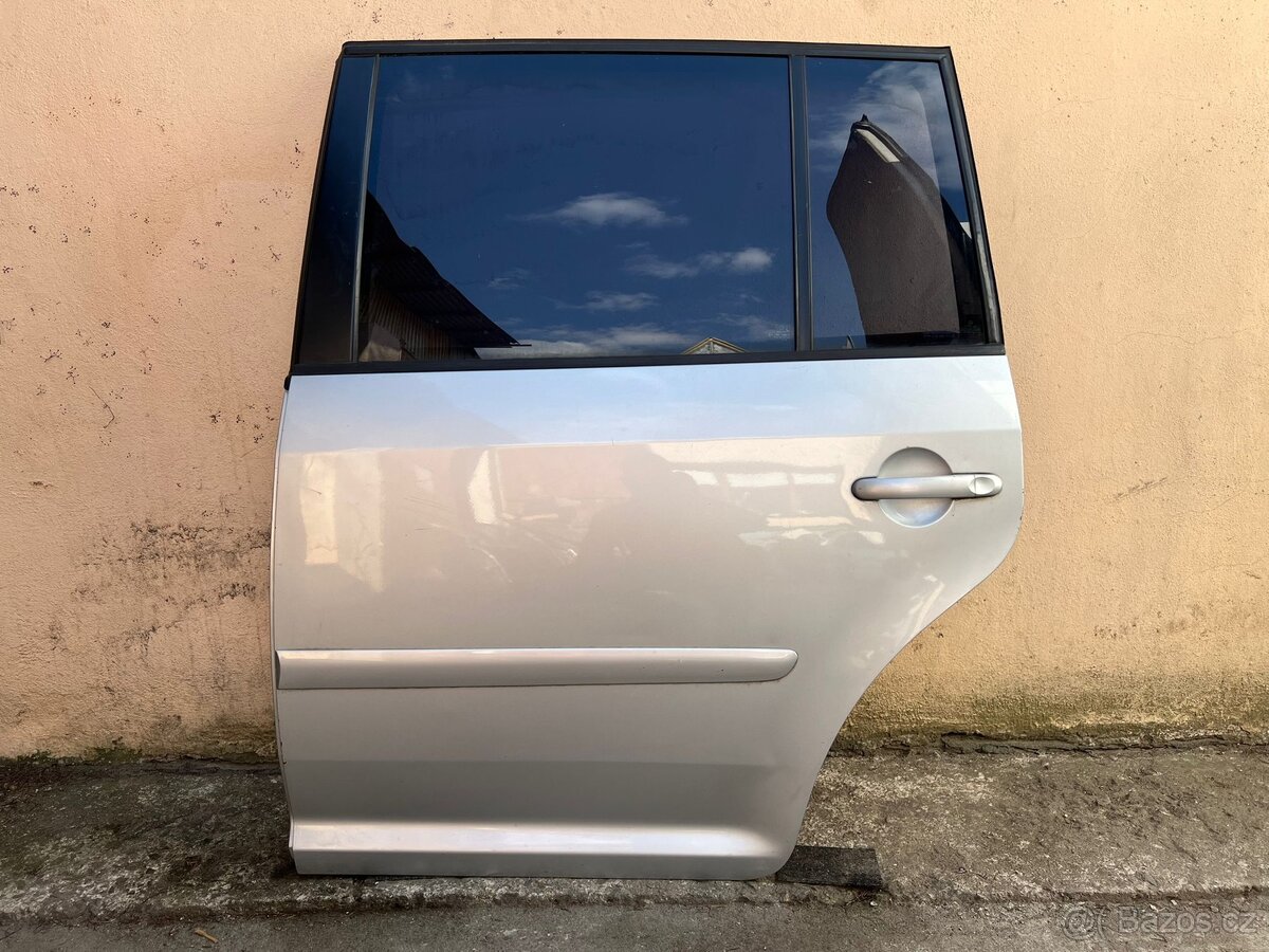 Vw Touran - LZ dveře ( LA7W ) - 2