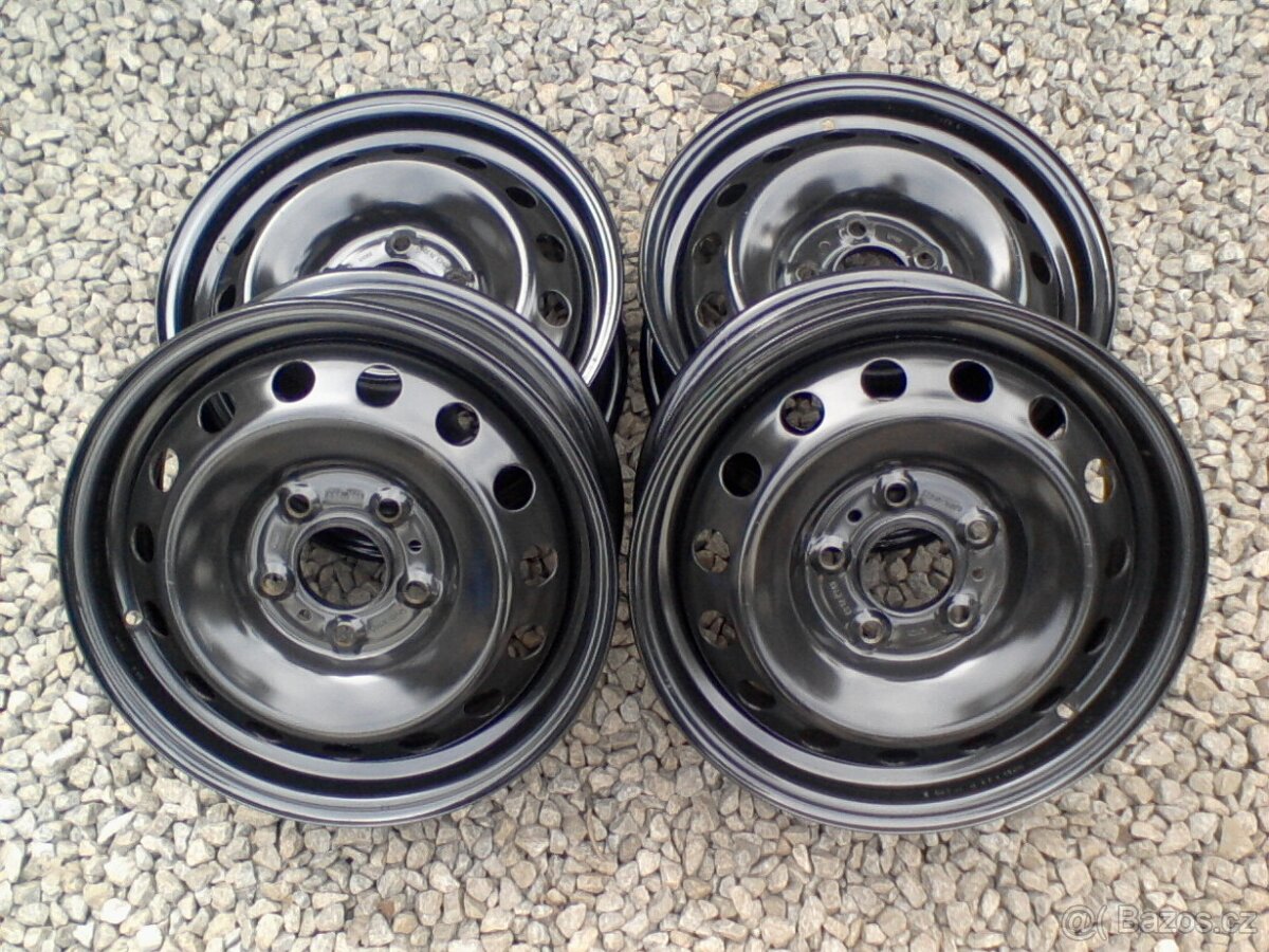 15 plechové disky Hyundai iX20,Kia Venga (2010-19) - 2