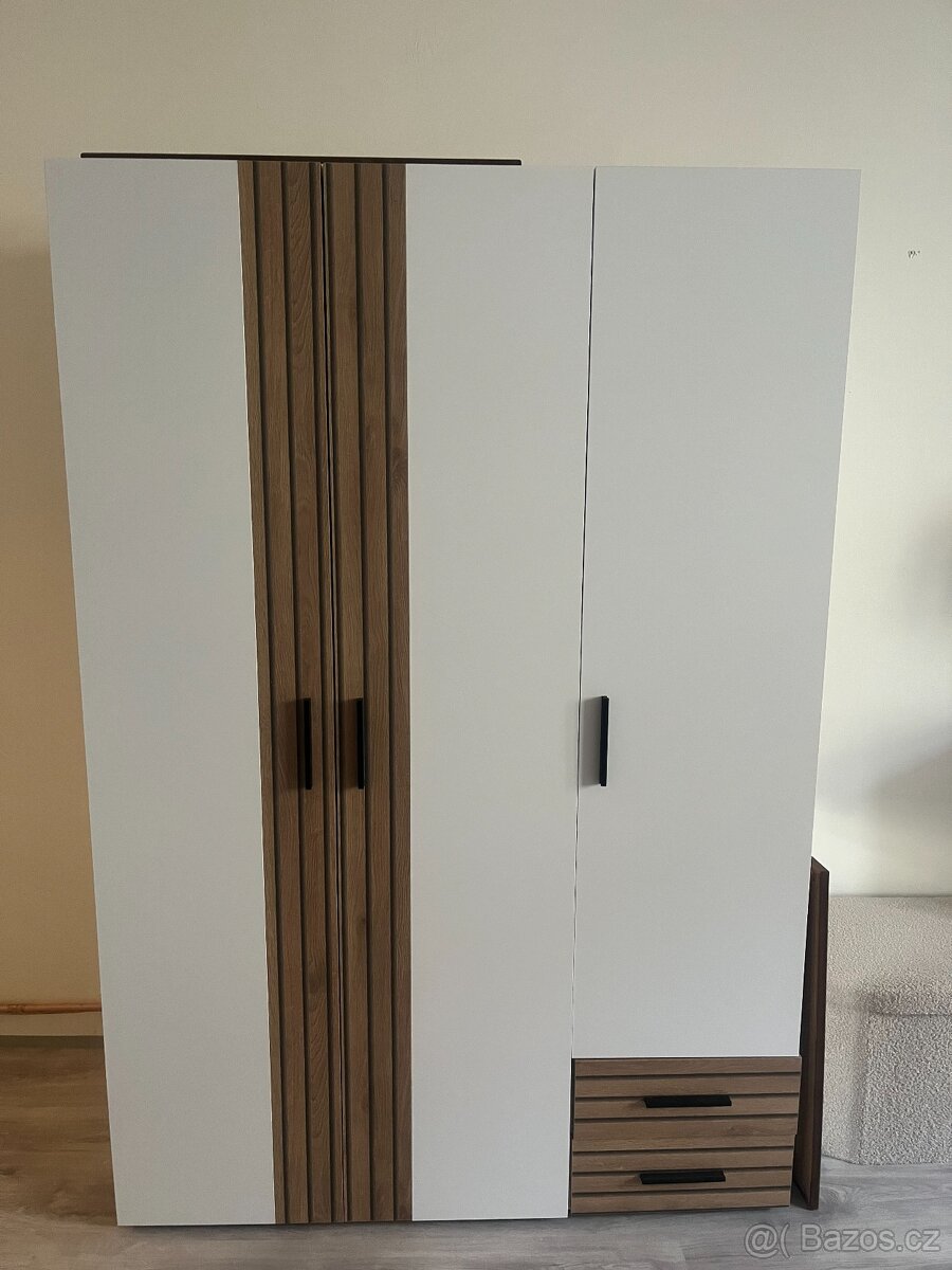 NOVÁ Šatní skříň BERNO 13 - bílá/přírodní - 2