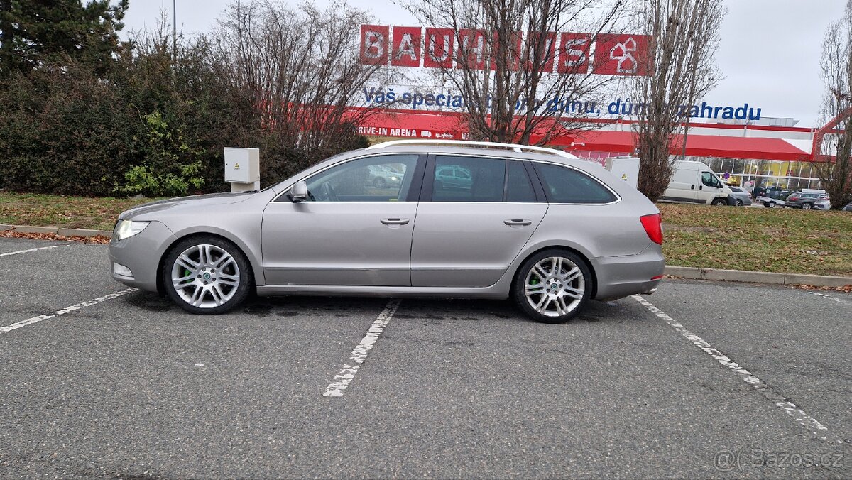 Superb 2 combi 2.0 TDI 4x4 125kW top stav - 2