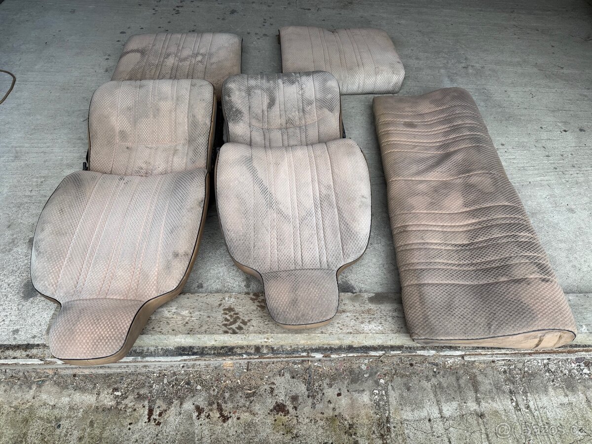 Sedačky Škoda Rapid - 2