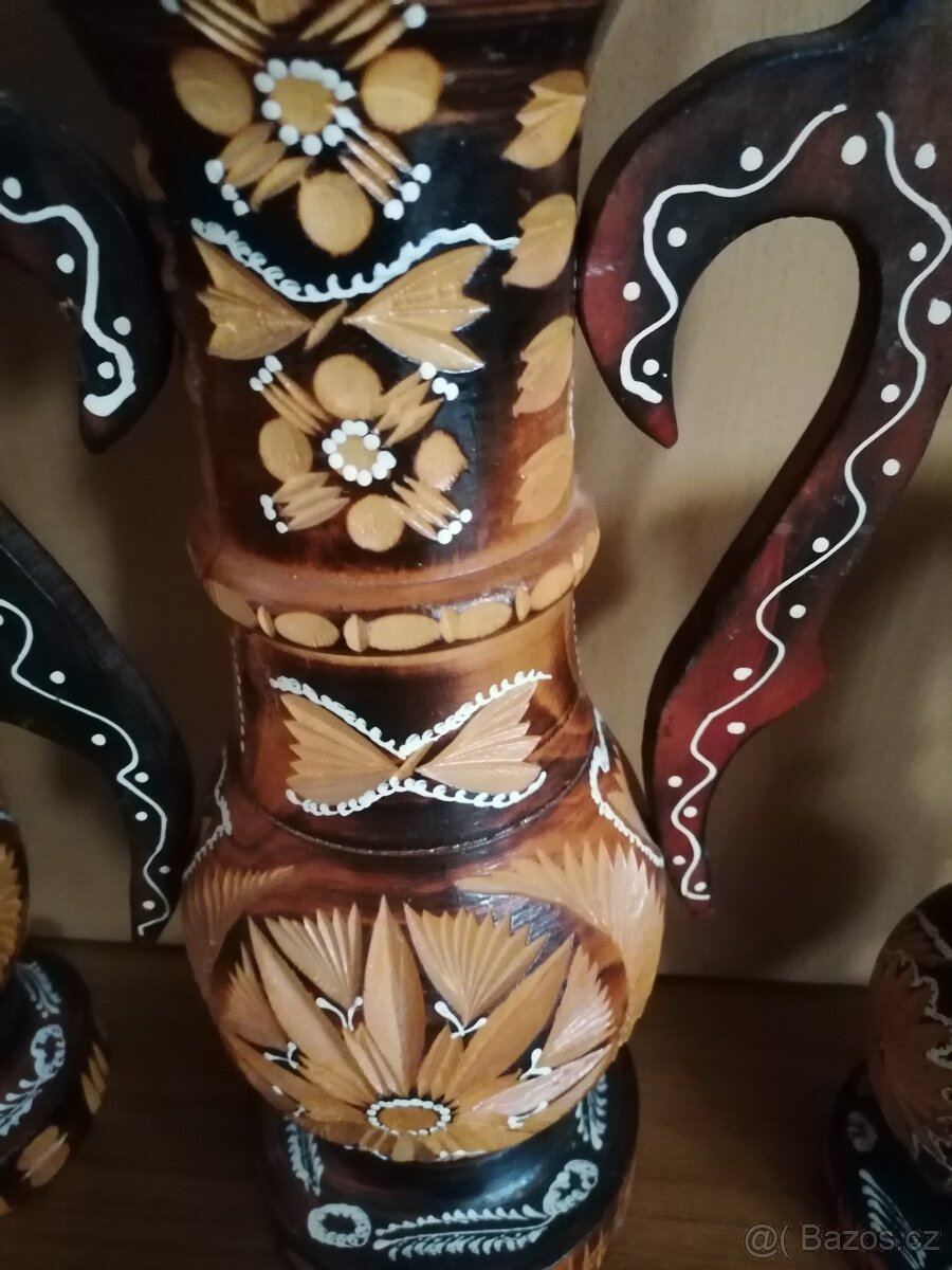 Dřevěné dekorativní vázy - 2