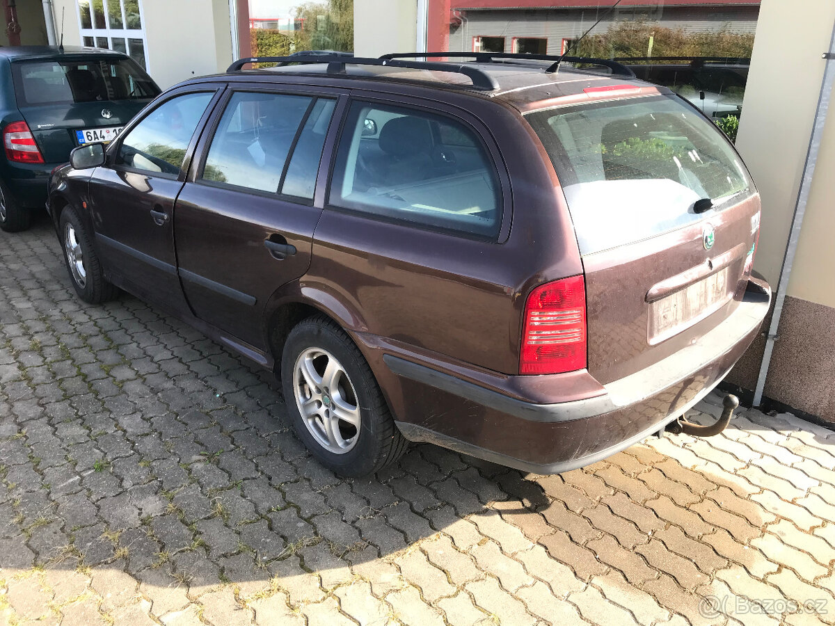 Skoda Octavia Combi 1999 1,6i 74kW AKL - díly - 2