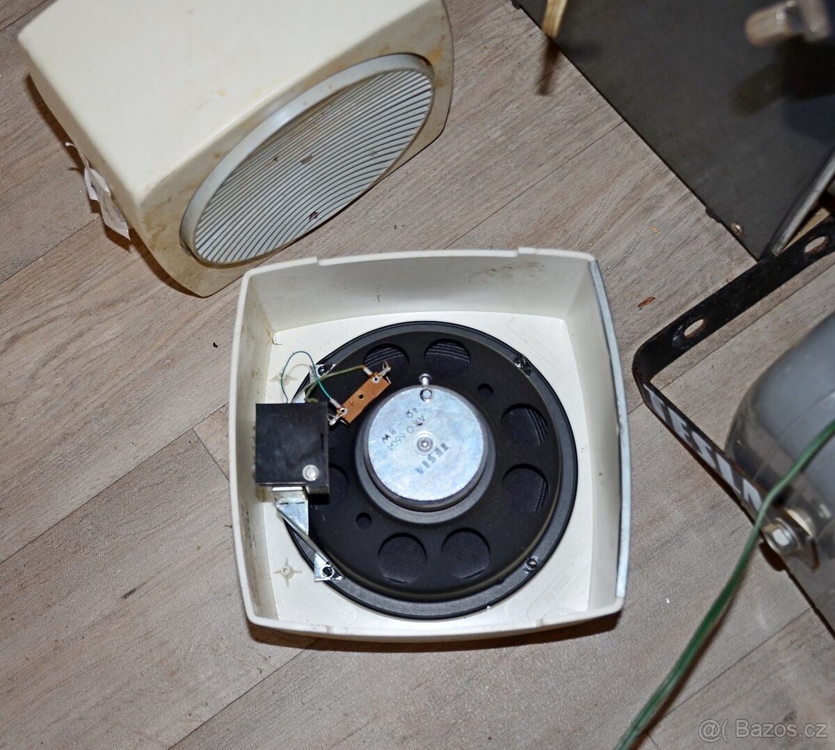 Ozvučovací soustava TESLA - 2