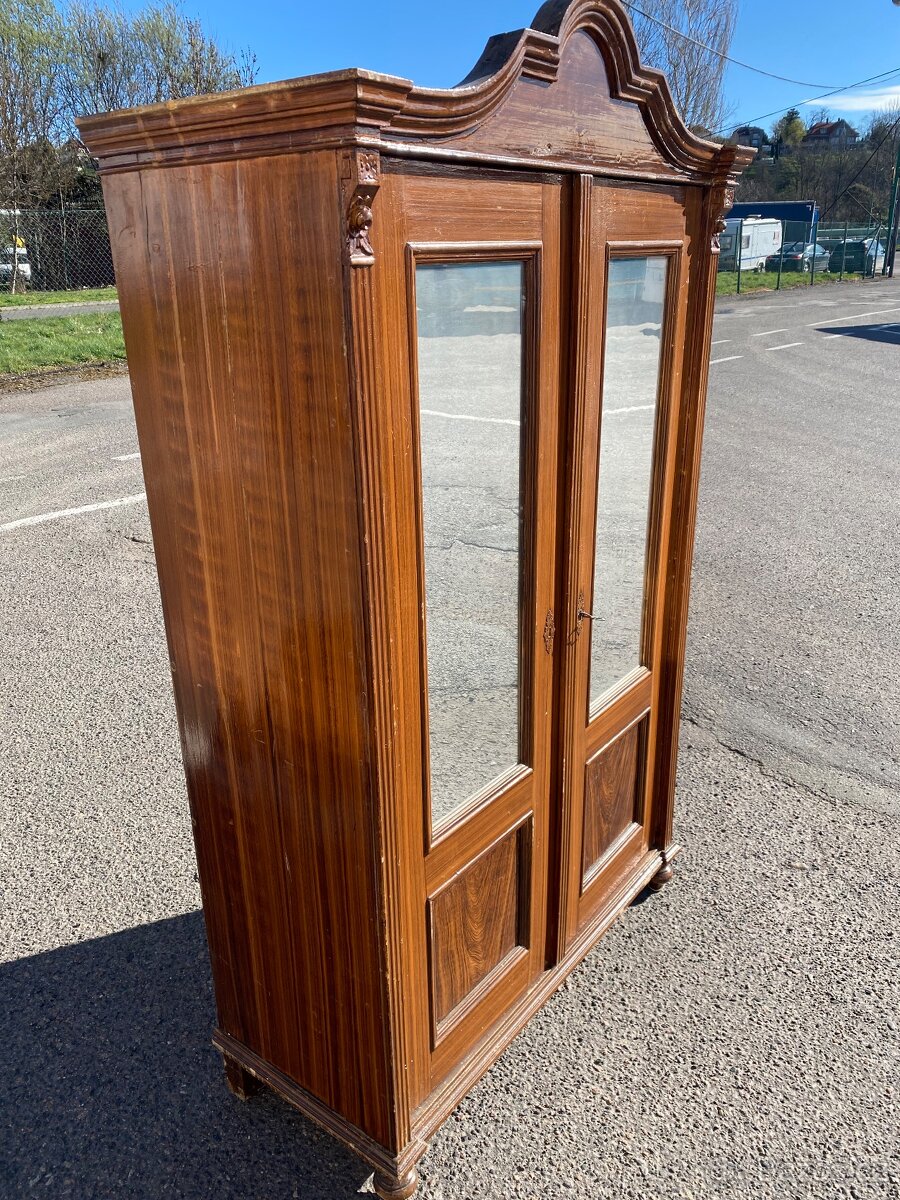 Stará dvoudverova skřín - 2