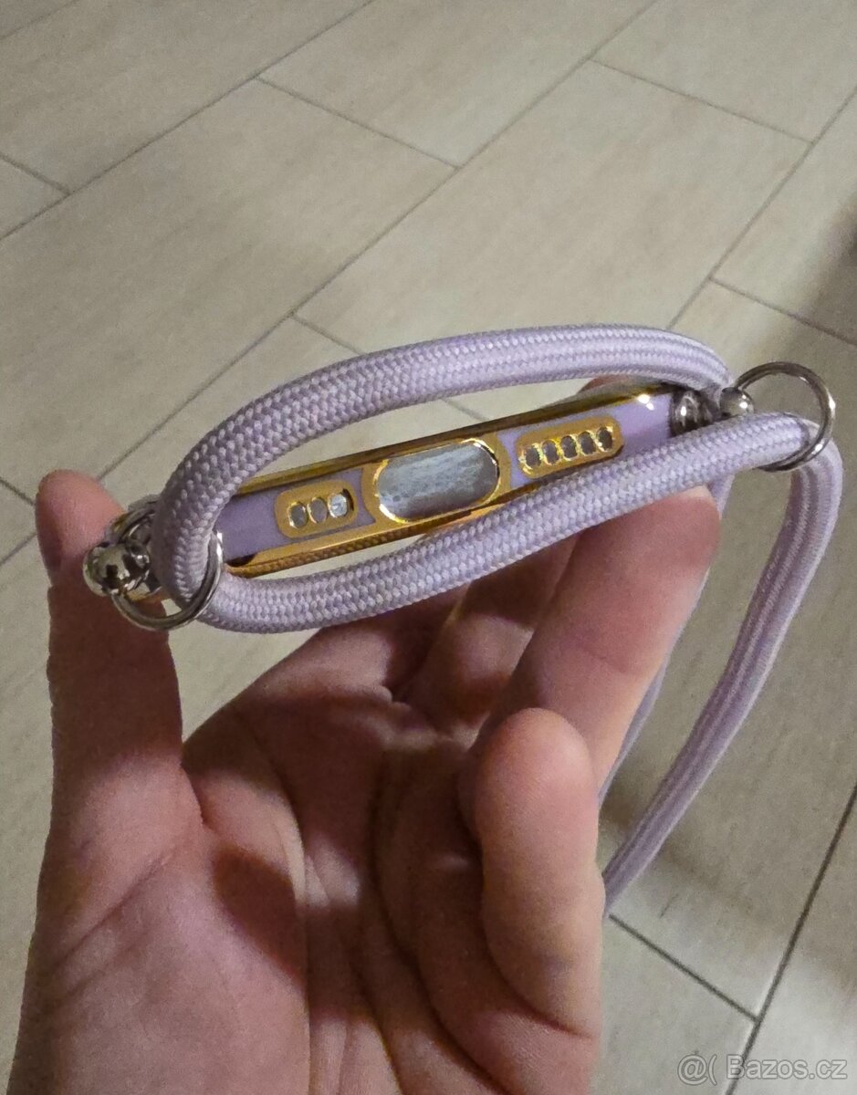 Nový silikonový kryt se šňůrou - 2