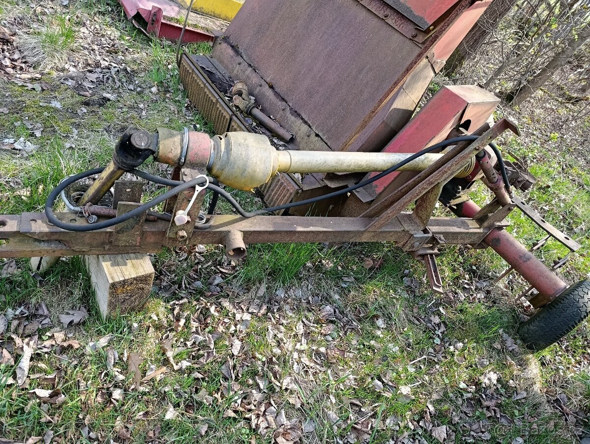 Řezačka na trávu - 2