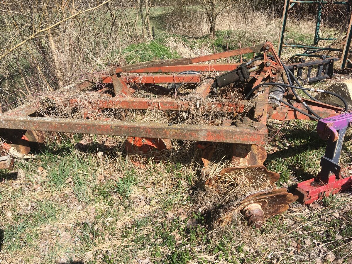 Disker/podmítač z kopřiv - 2