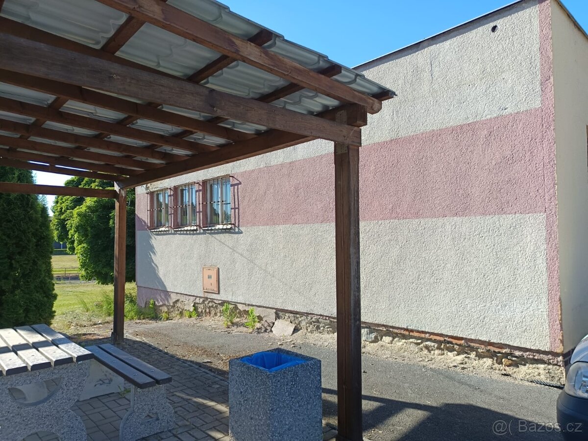 Komerční objekt - bývalá prodejna - 2