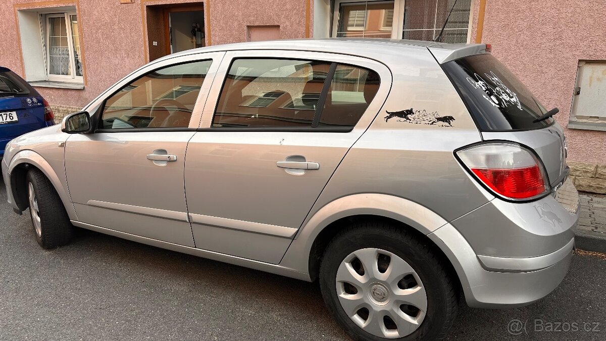 Opel Astra - 2