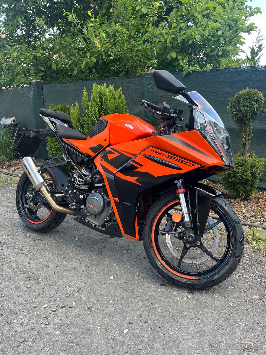 KTM RC390r - TOP VÝBAVA - 2
