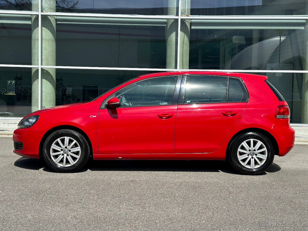 Golf 6 1.6 nafta, manuál - 2