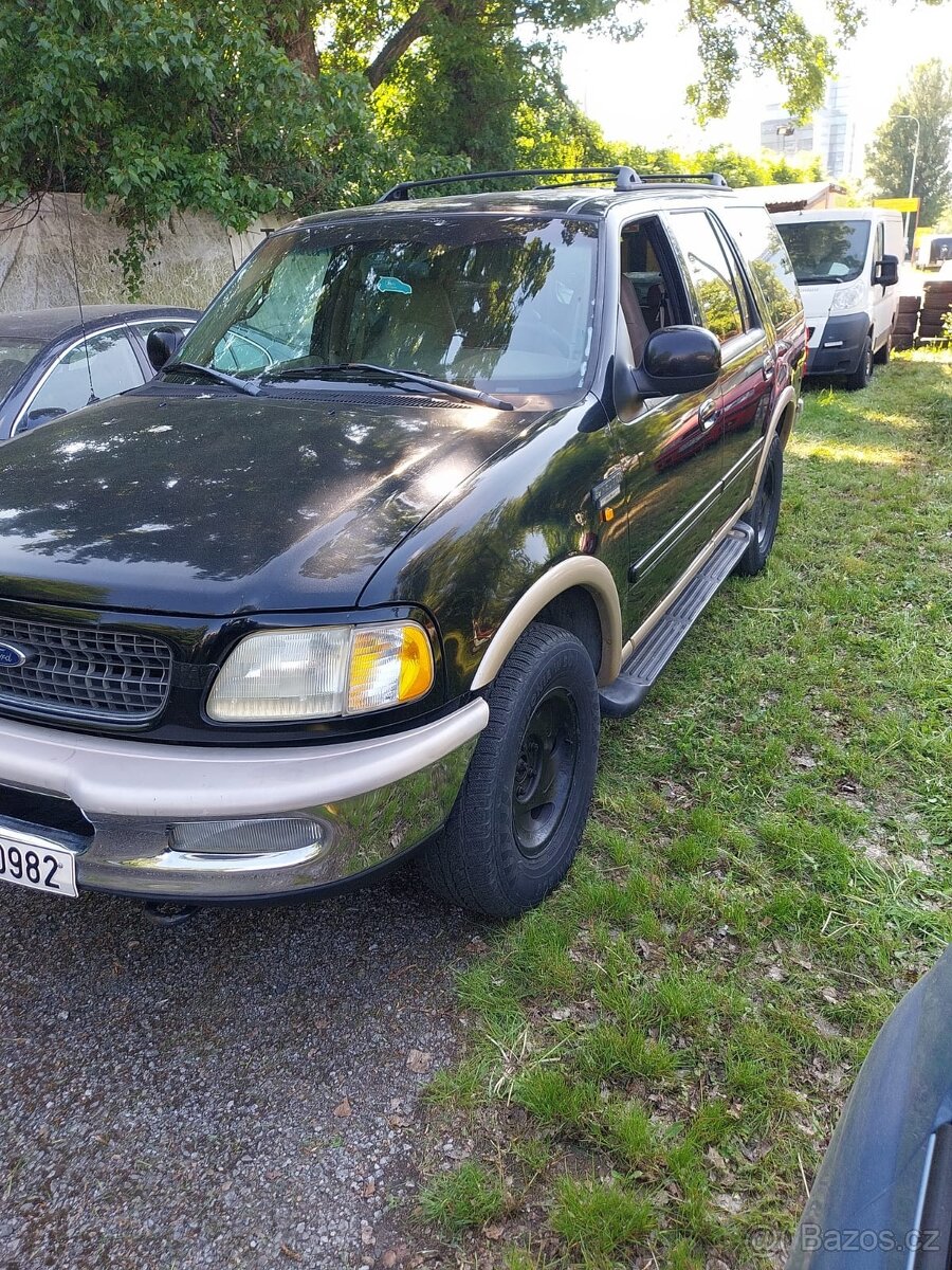 Ford expedition 5,4 edice Eddie Brauer