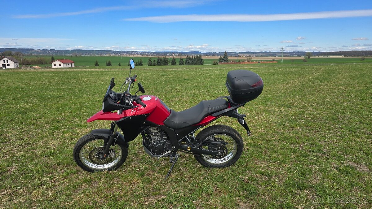 Derbi Terra 125, 11 kW, najeto pouze 7800 km