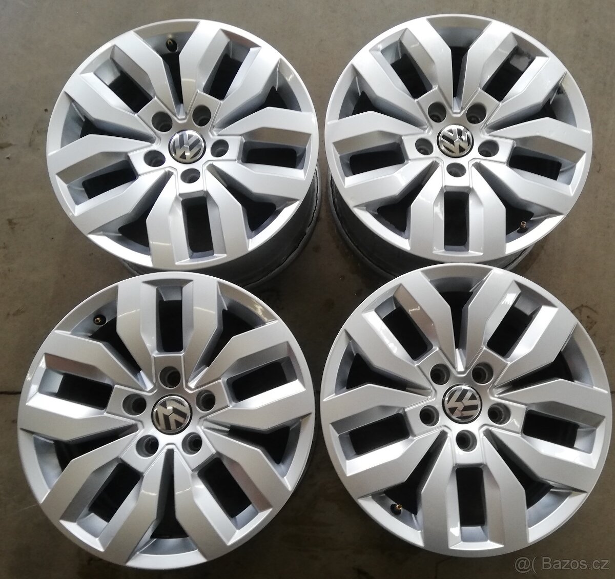 Alukola Volkswagen Amarok,8J17 5X120 ET49