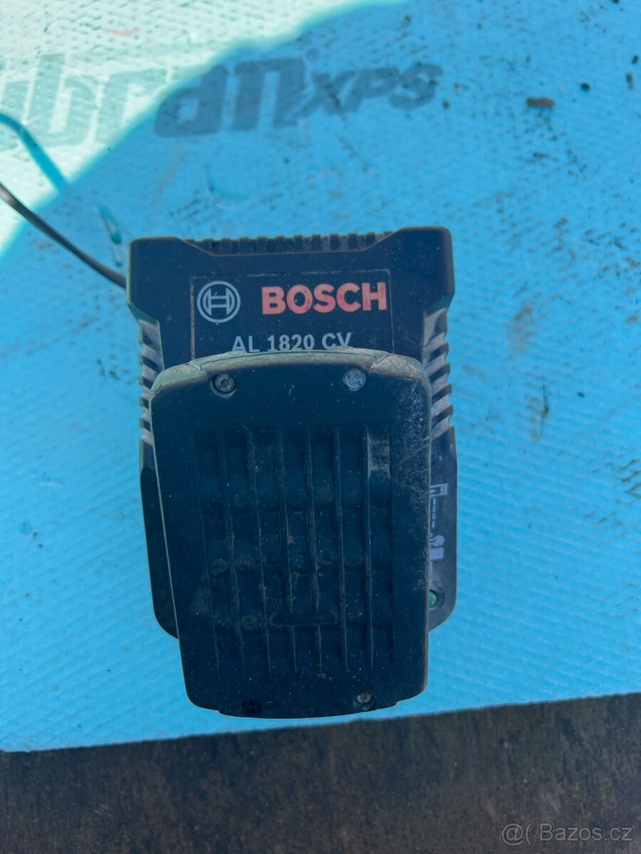 Rychlonabíječka akumulátorů AL 1820 CV 14,4/18V BOSCH - 2