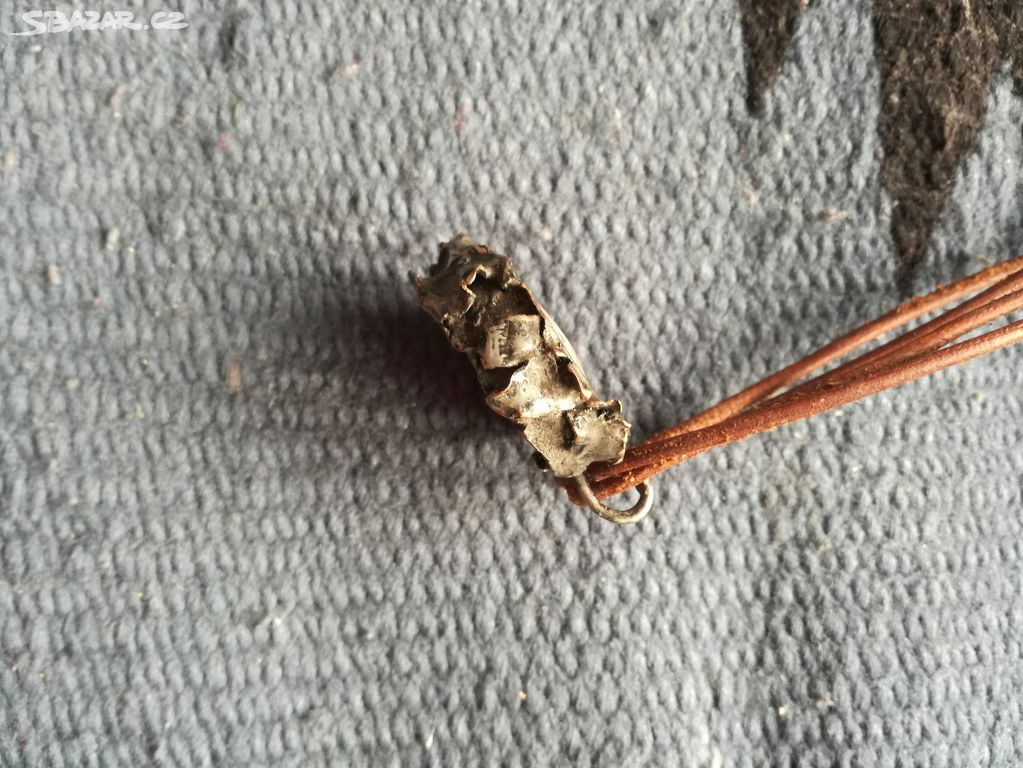 PŘÍVĚŠEK NA KRK, Ruční práce, KOV a SKLO, ŠPERK - 2