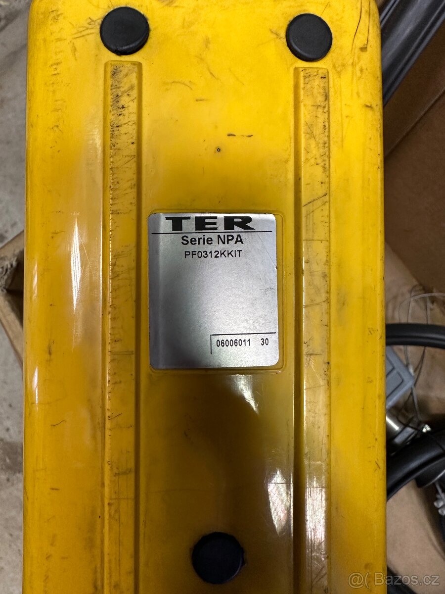 Ovladač kladkostroje - 2