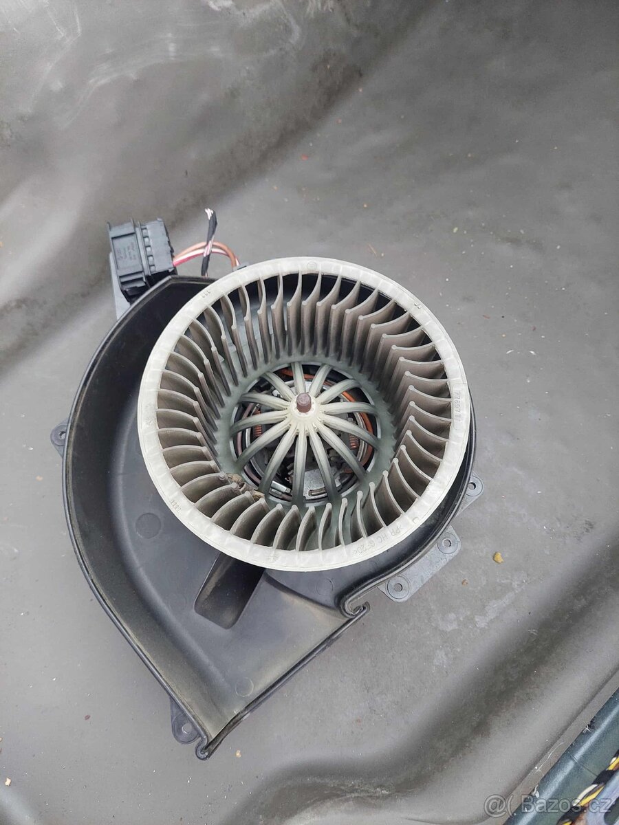Škoda Fabia I ventilátor topení - 2