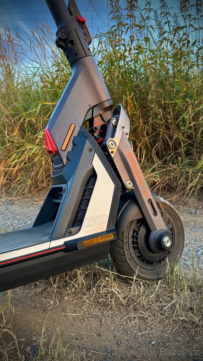 Elektrická koloběžka/elektro Segway GT2 TOP-extra 70km/h - 2