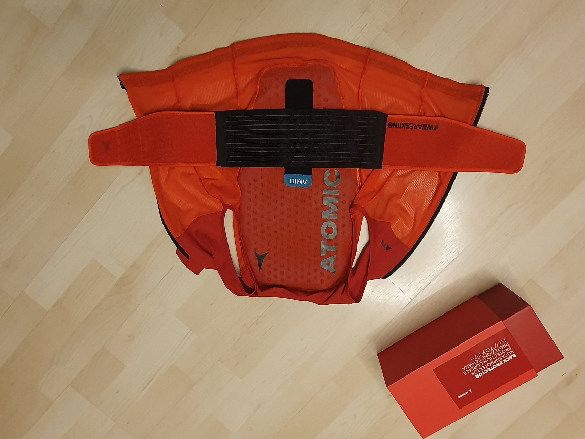 Dětský páteřák Atomic Amid Body, vel. J-Small - 2