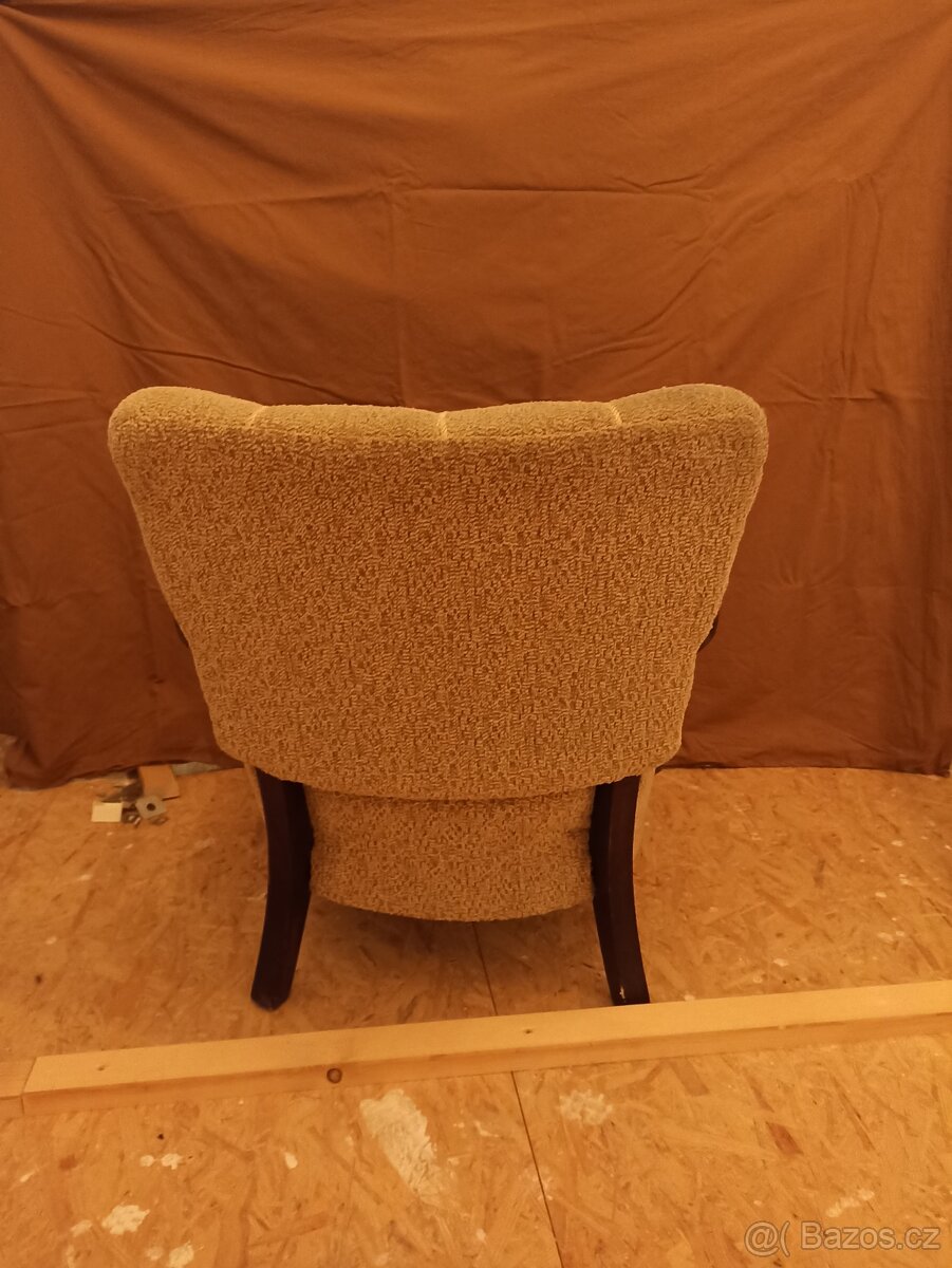 Křesla Halabala k renovaci 2 ks-koktejlky - 2