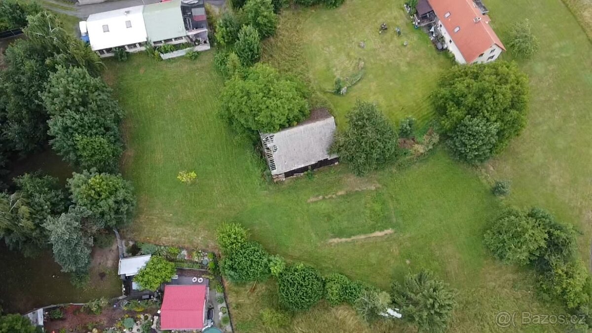 Prodej stavebního pozemku 1087m2 - Velká Bukovina - 2