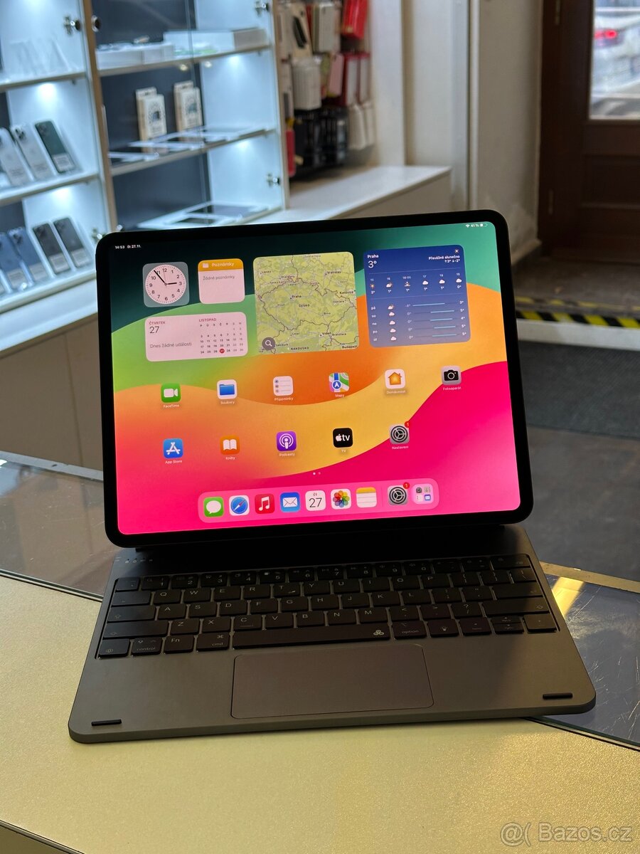 iPad Pro 13 (M4) 256GB + klávesnice Space Grey - 2