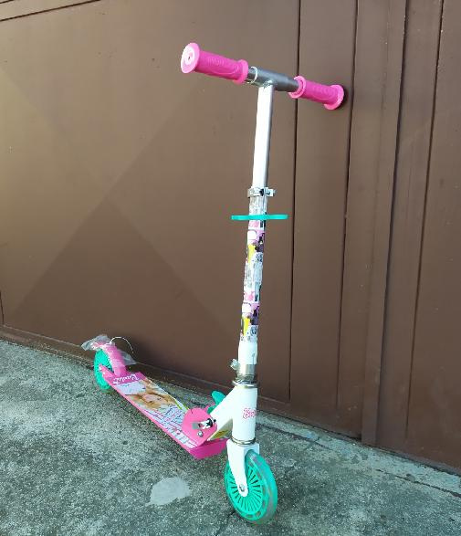 Dívčí skládací koloběžka Barbie - 2