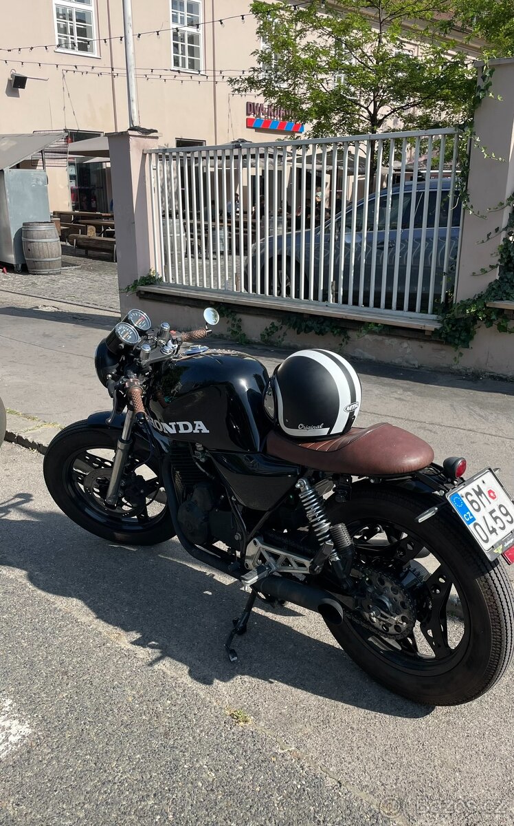 Cafe Racer Honda XBR 500 - 2