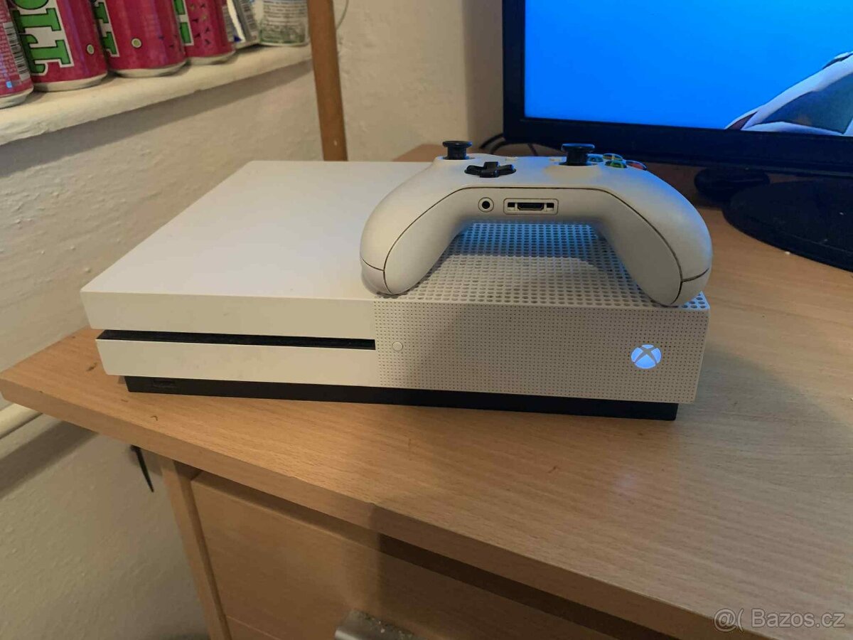 Xbox one s - 2