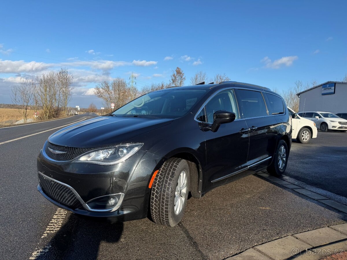 Chrysler Pacifica 3,6 Touring L DVD 2018 - 2