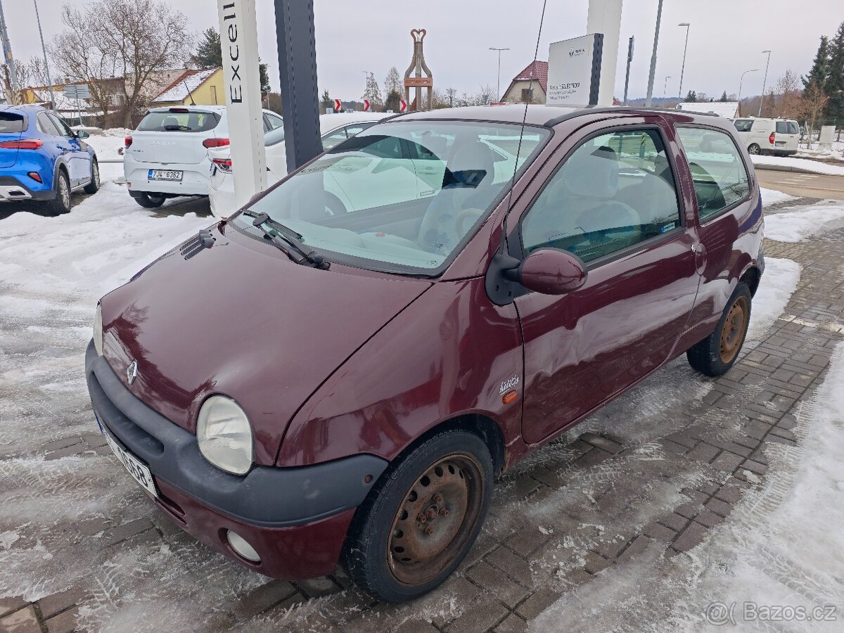 Twingo Helios 1.2i 43kW po 1. majiteli - 2