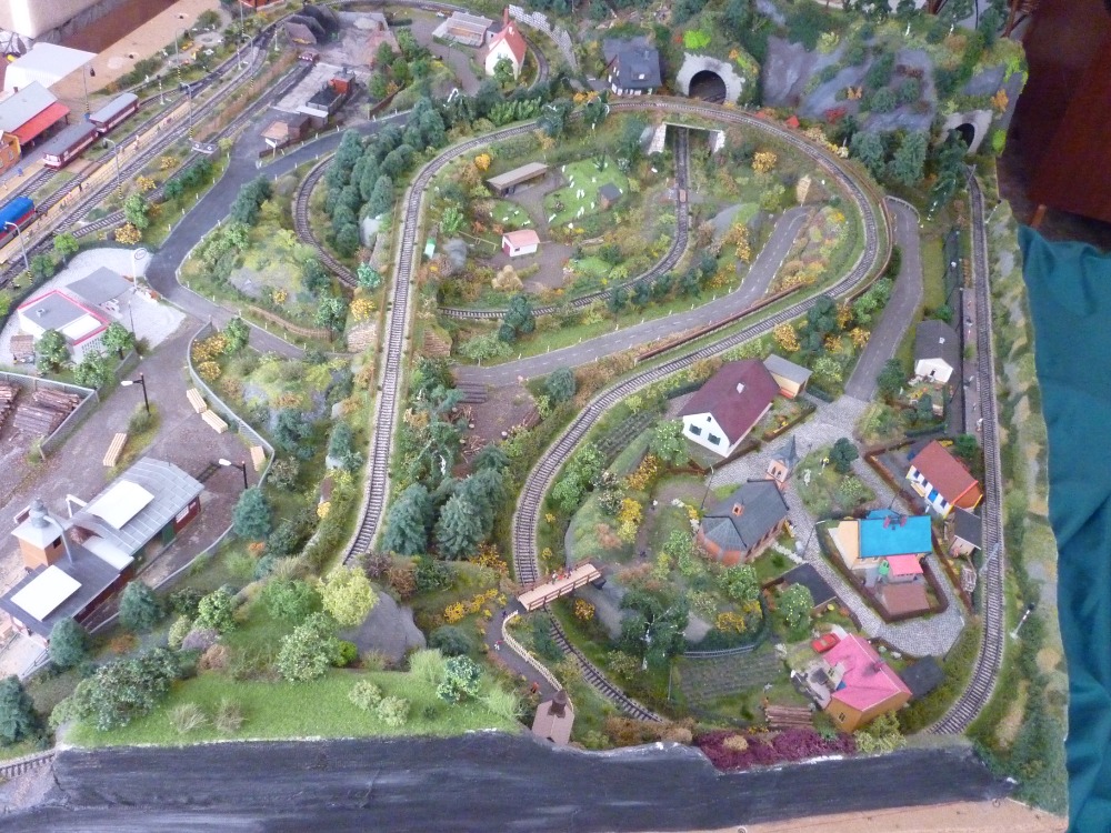 Modelová železnice, kolejište, vláčky TT - 2