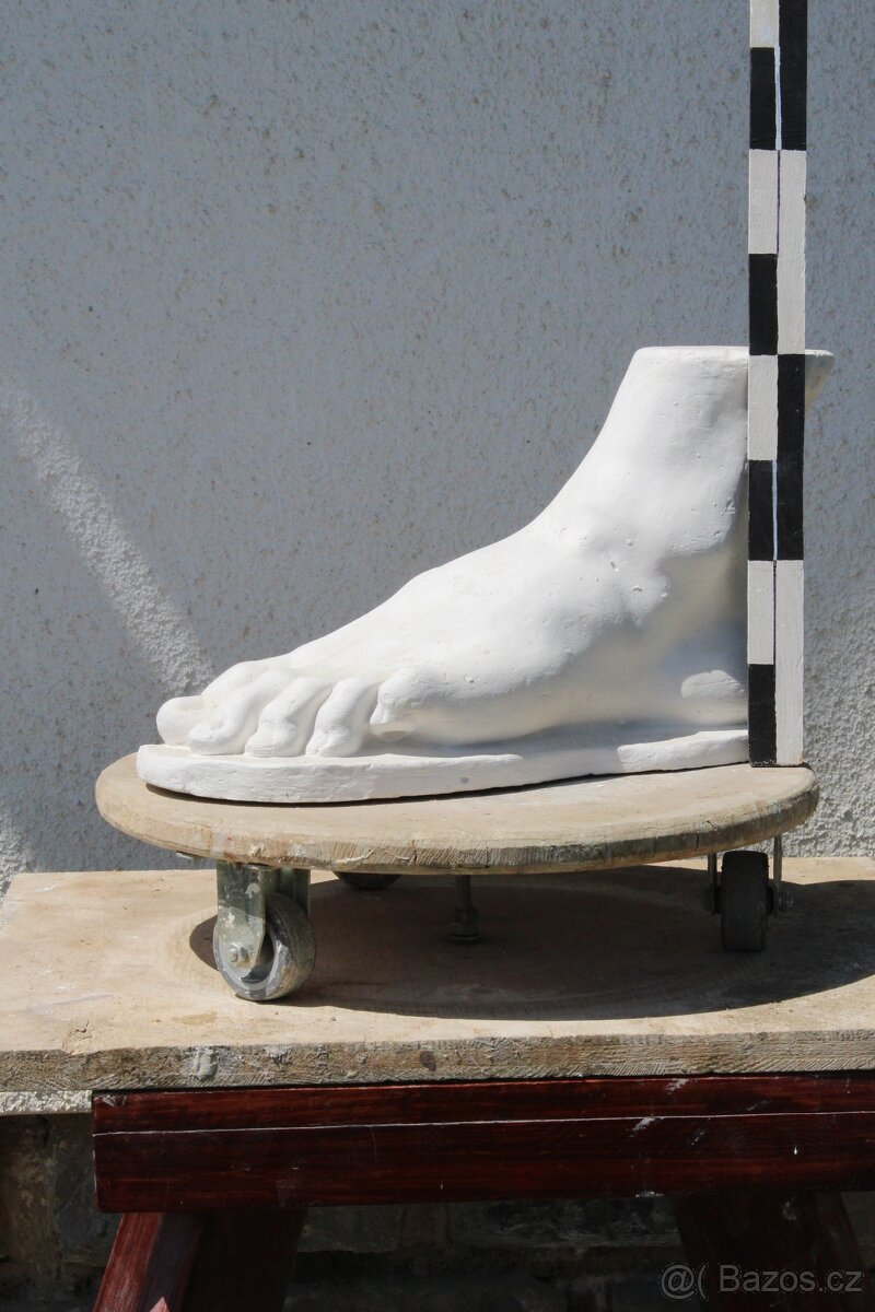 sadrový odlitek - noha (edukační pomůcka) - 2