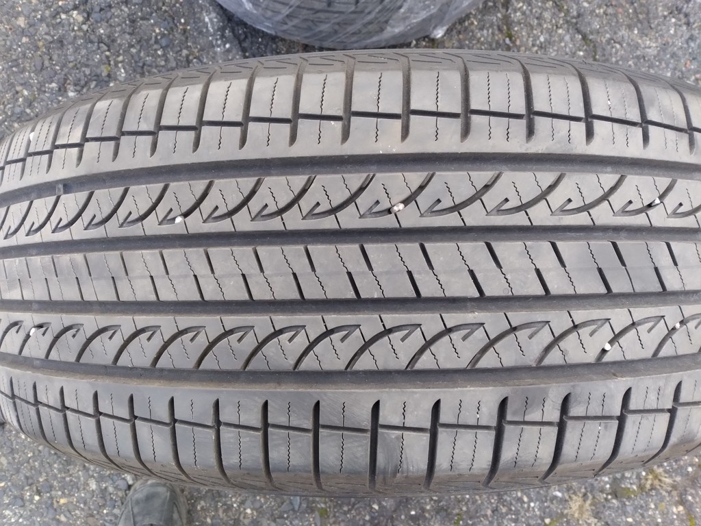 LETNÍ PNEU 235/55R19 - 2
