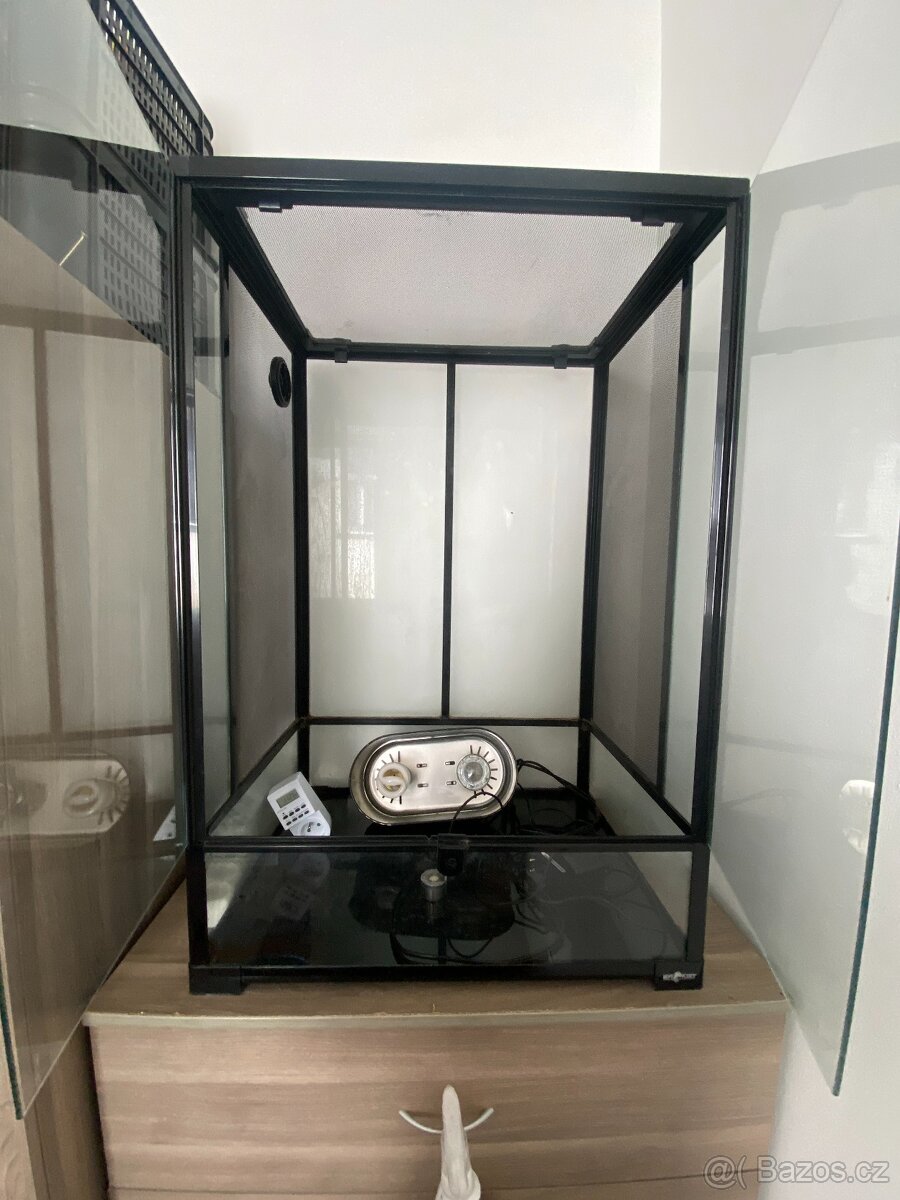 Terarium pro chameleona (60×45×90) + vybavení - 2