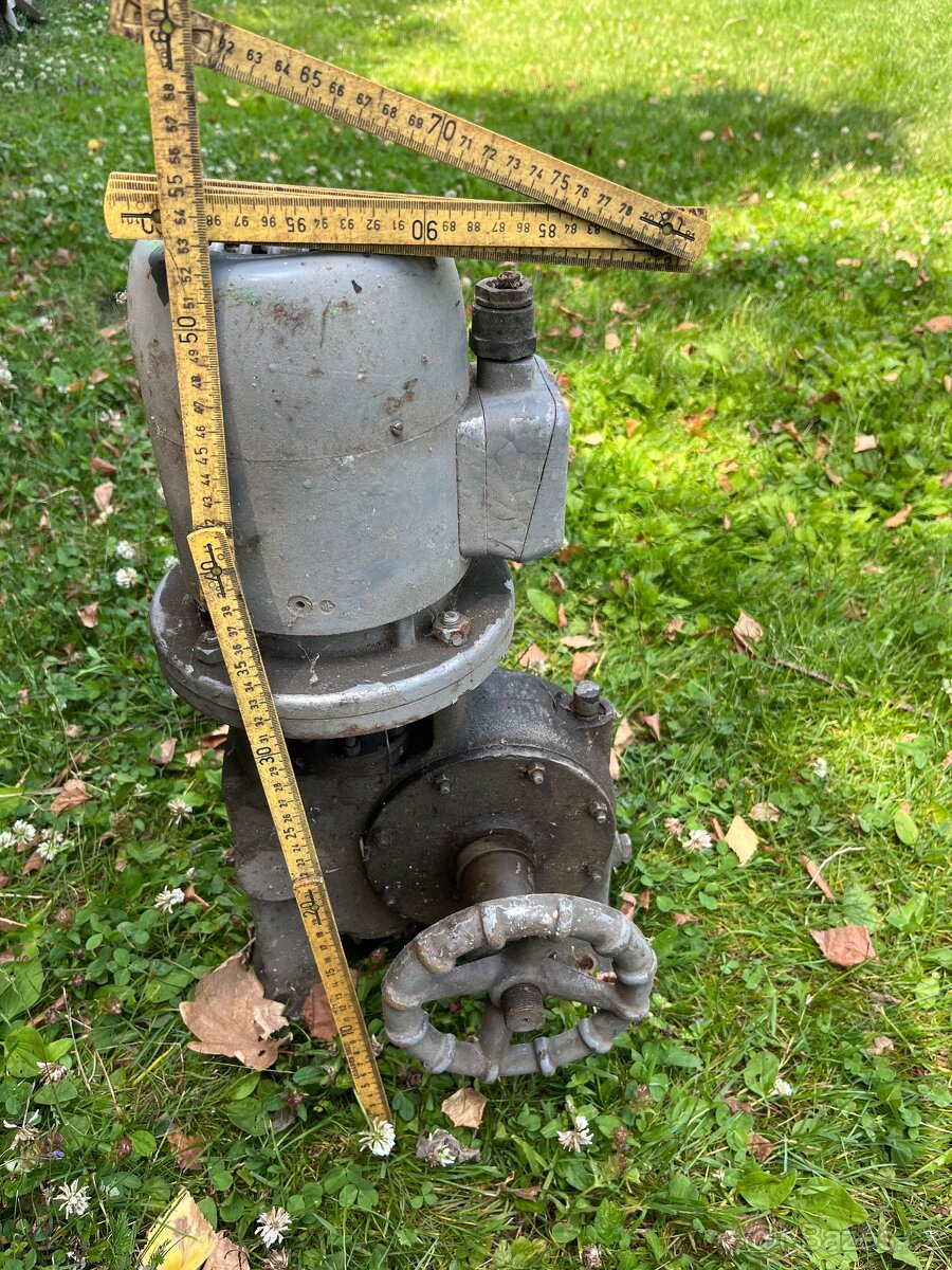 Motor s převodovkou - 2