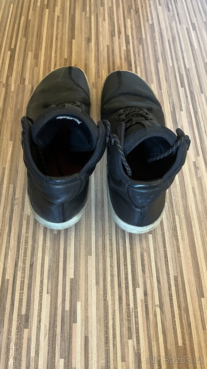 Vivobarefoot Borough 44 - 2