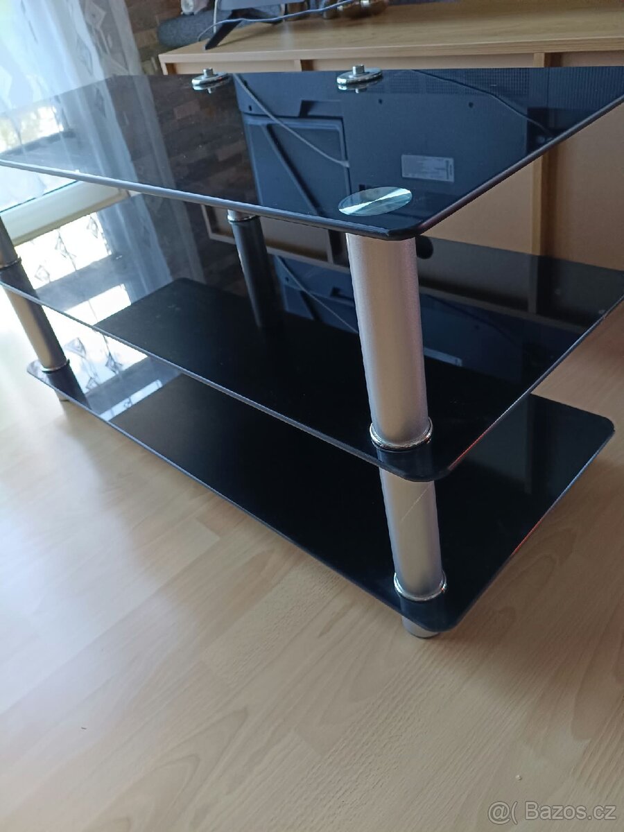 Televizní stolek skleněný - 2