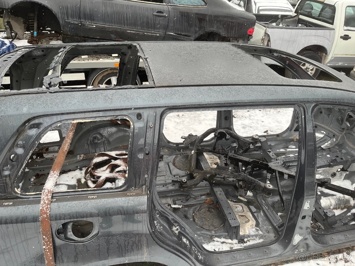 Mercedes GL - karoserie - 2