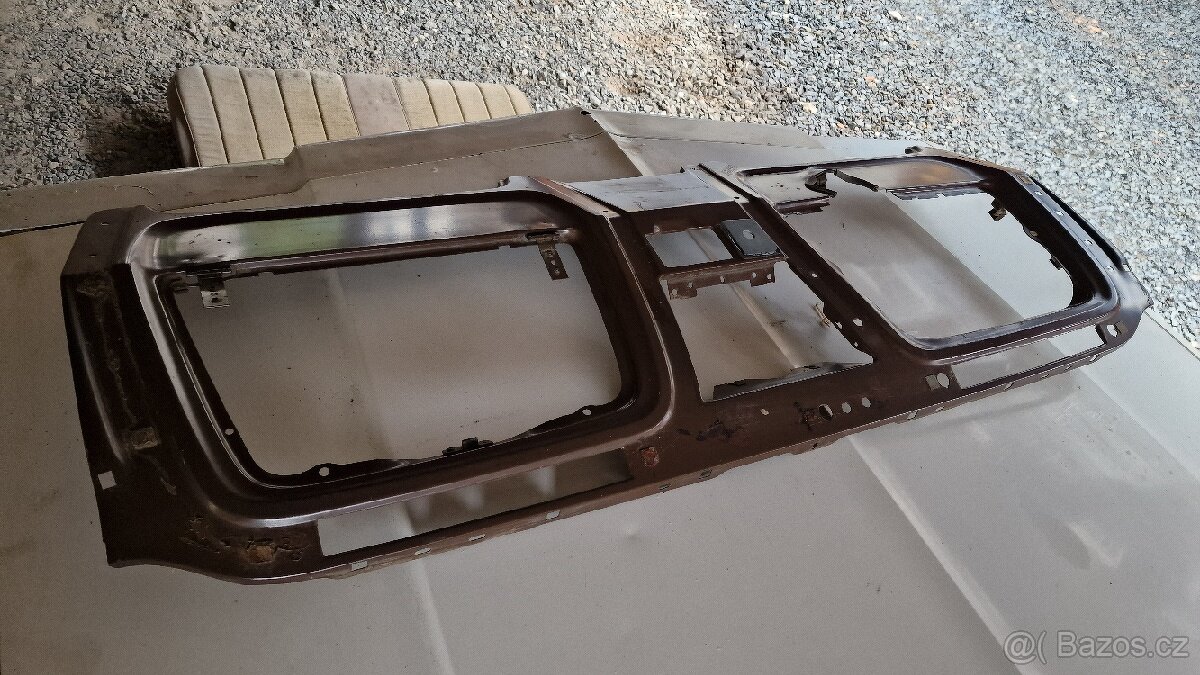 Ford Taunus palubni deska - 2