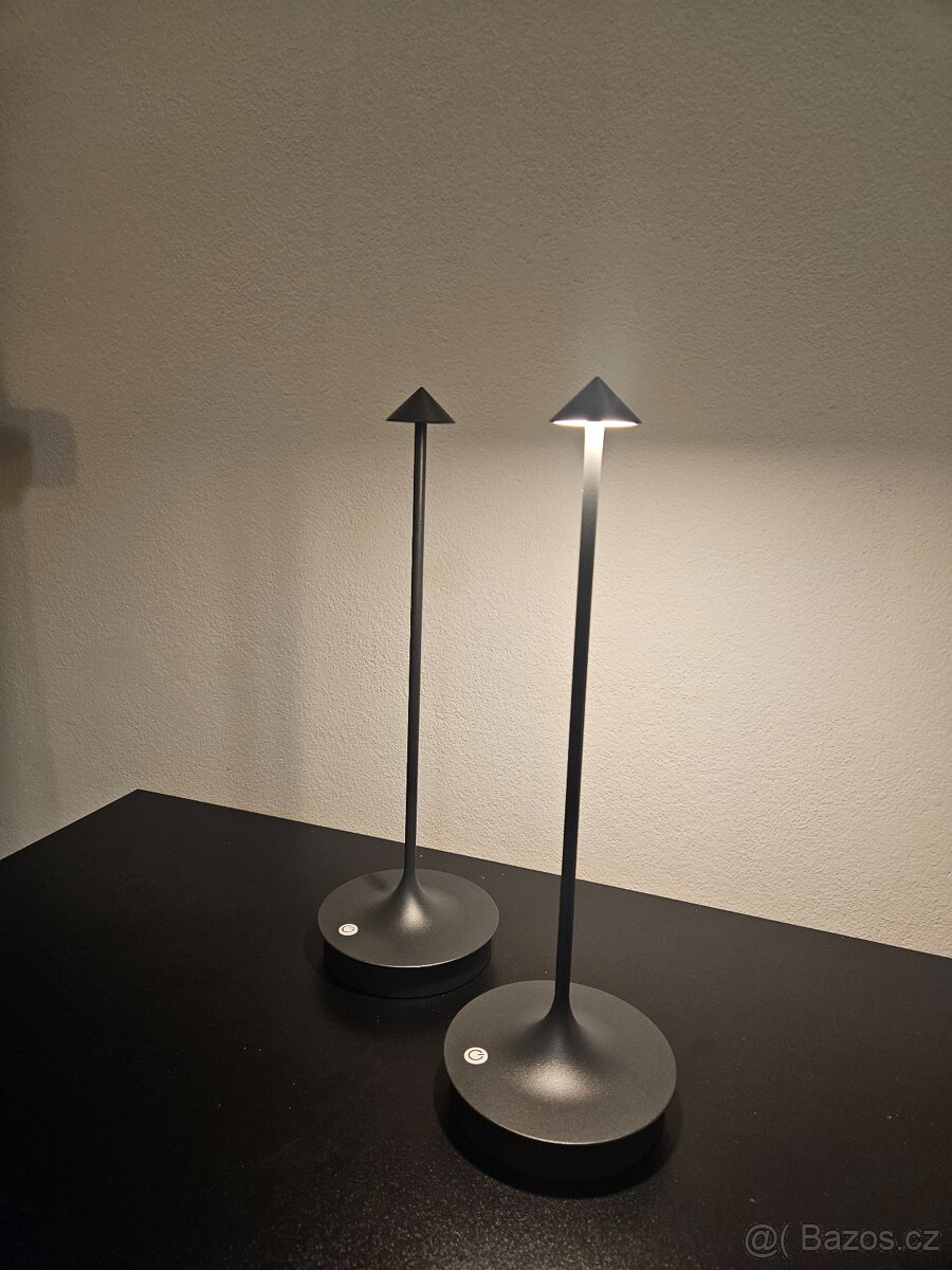 Elegantní bezdrátová dobíjecí stolní lampa - 2