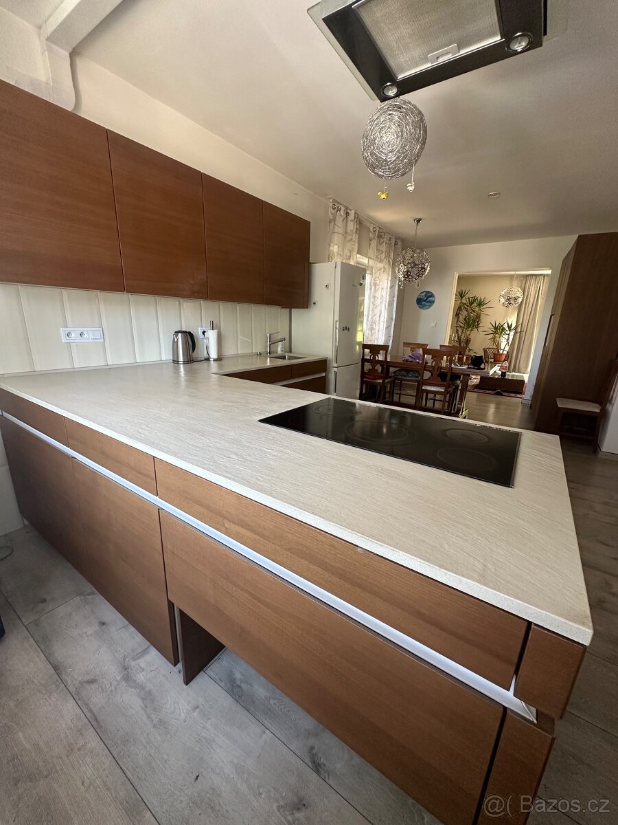 Na prodej: Luxusní moderní kuchyňská linka - 2
