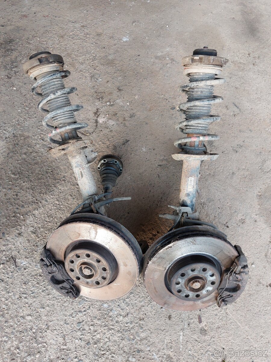 passat b6 přední těhlice kompletní + poloosy - 2