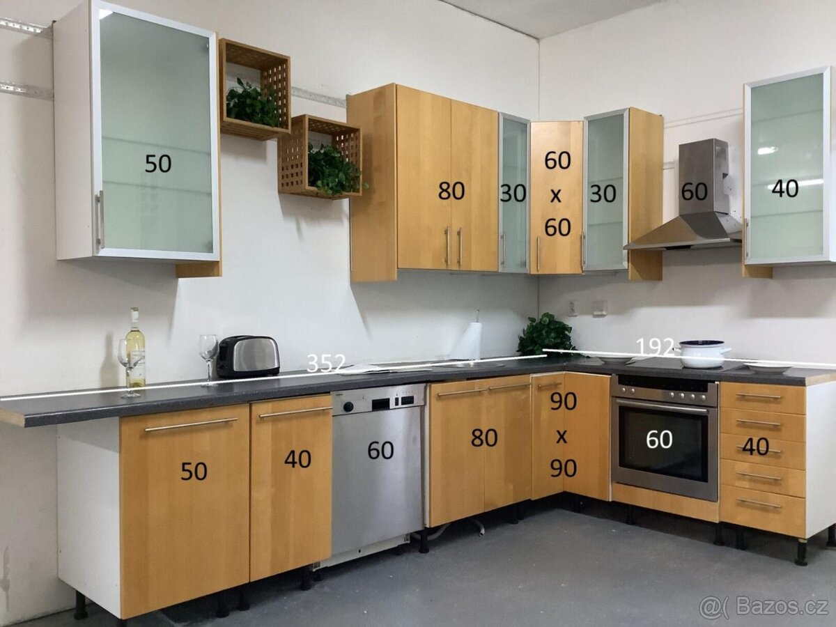 Nadčasová kuchyně GRÉTA - 2