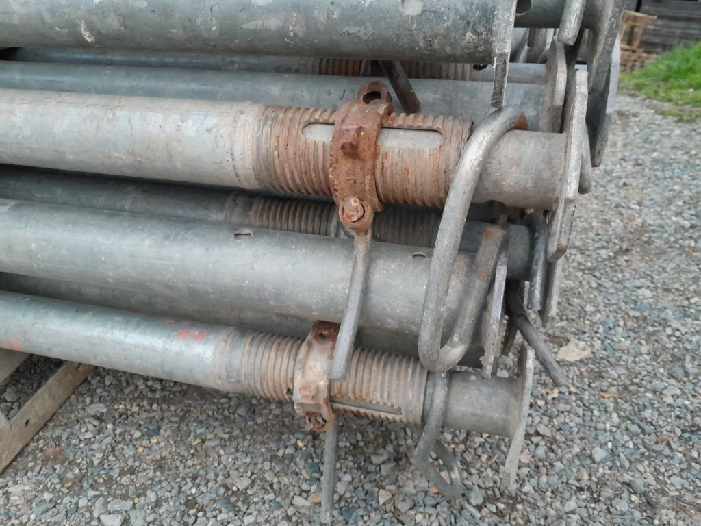 Stropní podpěry, stojky d.max. 550cm - 2